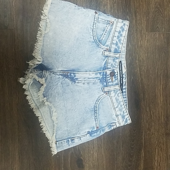 Jean shorts - Picture 1 of 2